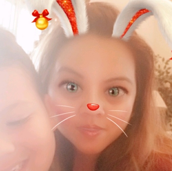 Meet the Posher Other - Meet your Posher, Valerie